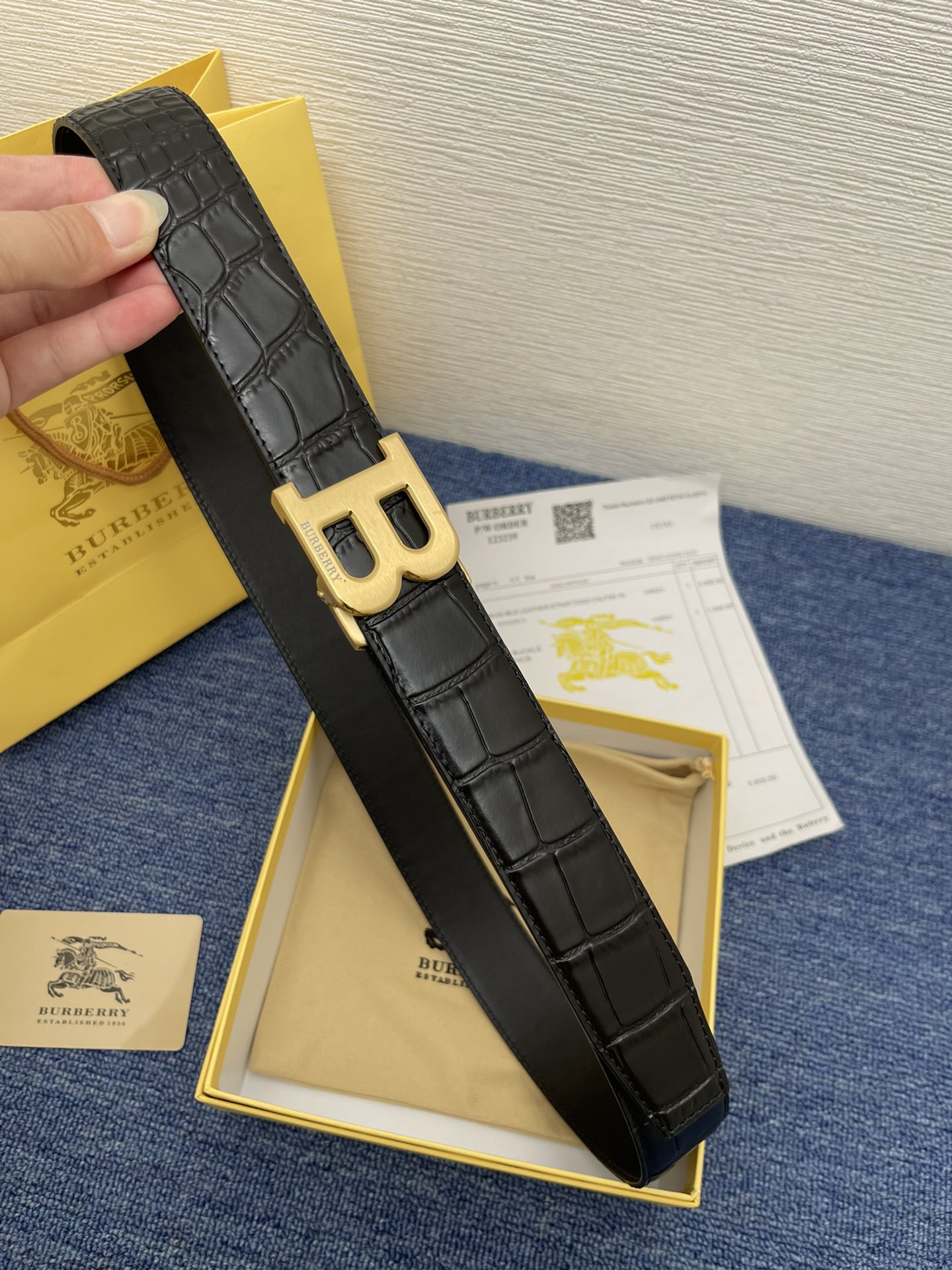 Burberry belt