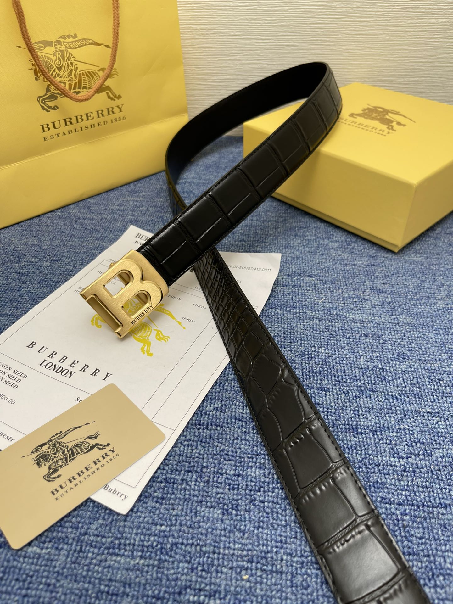 Burberry belt