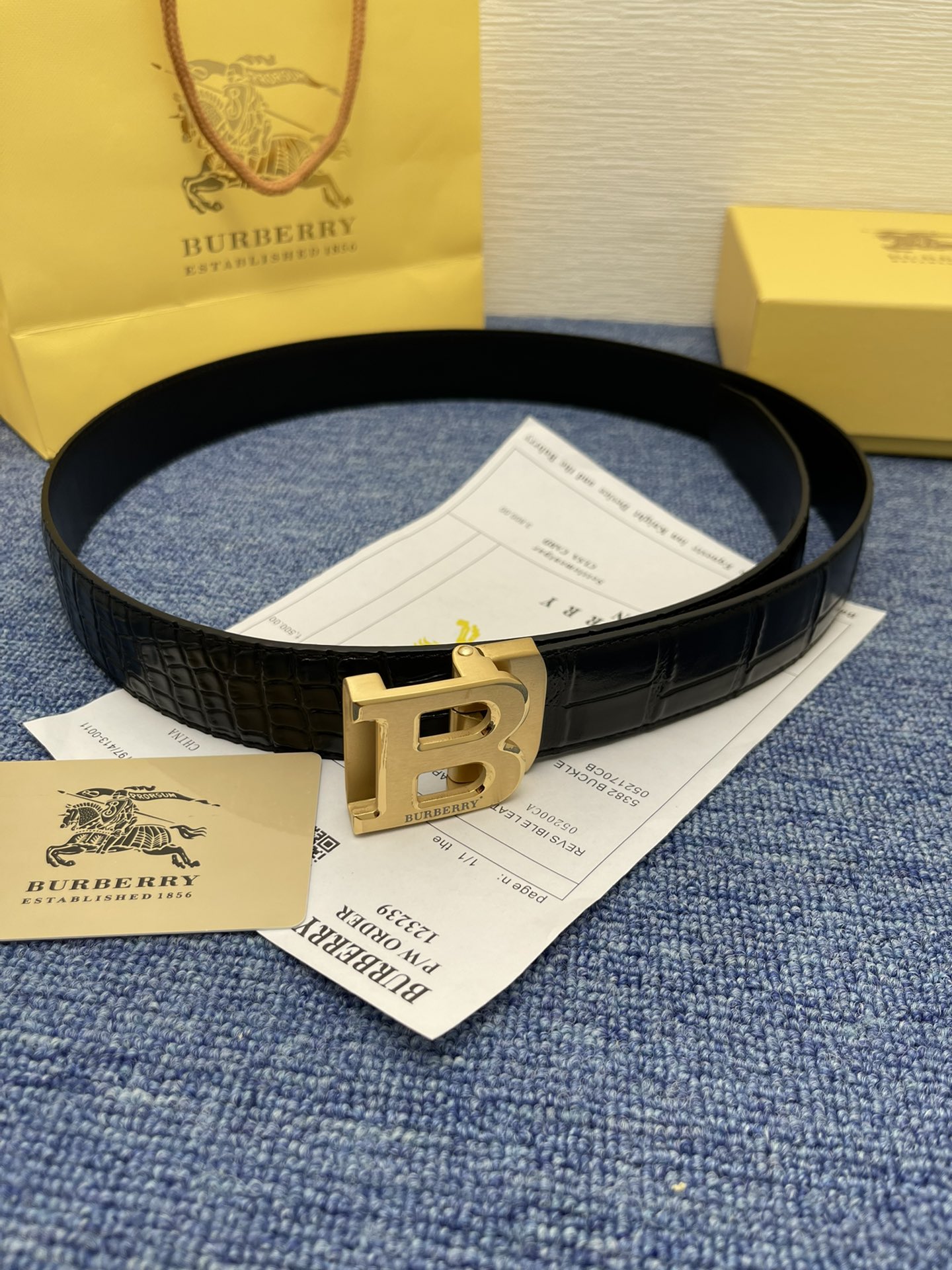 Burberry belt