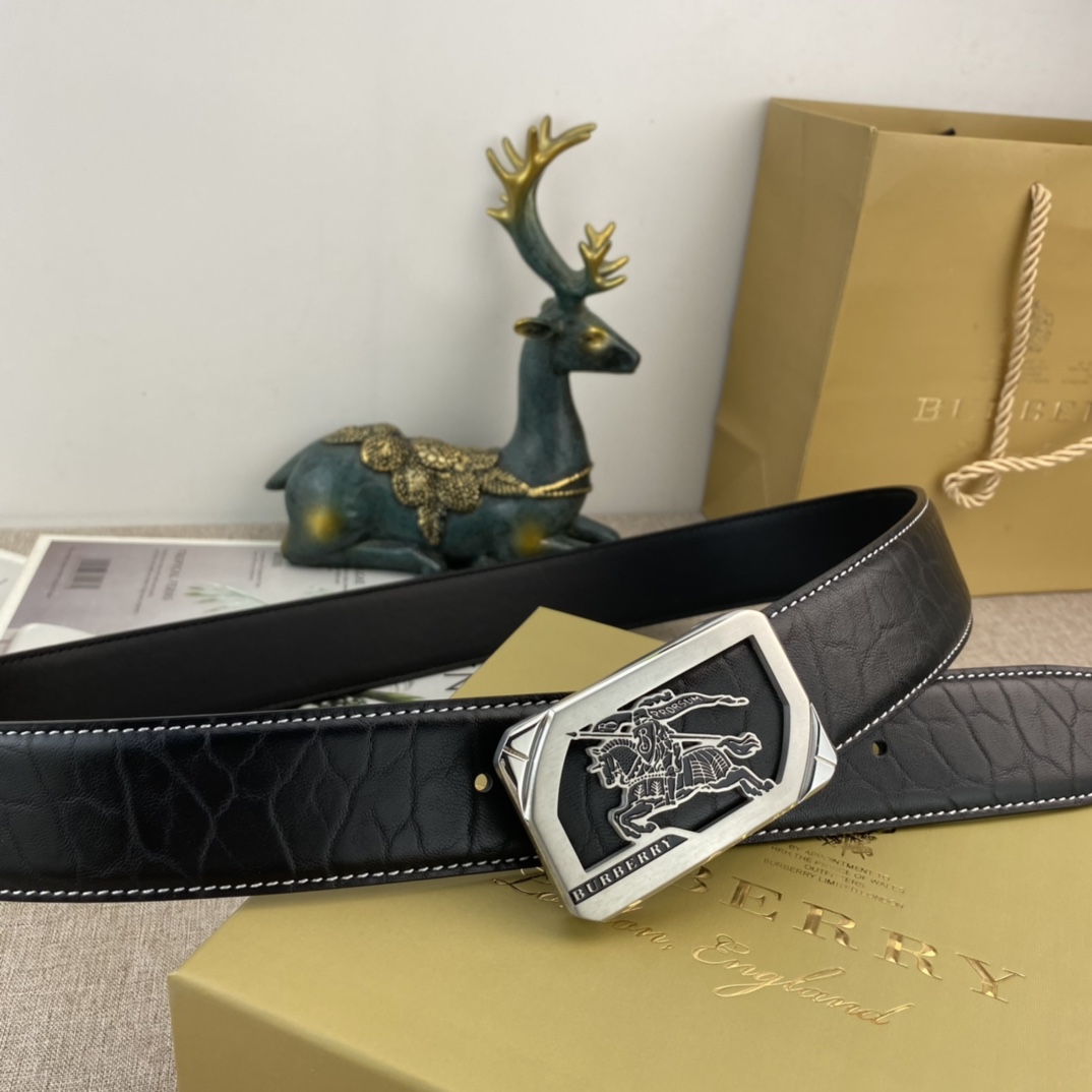 Burberry belt