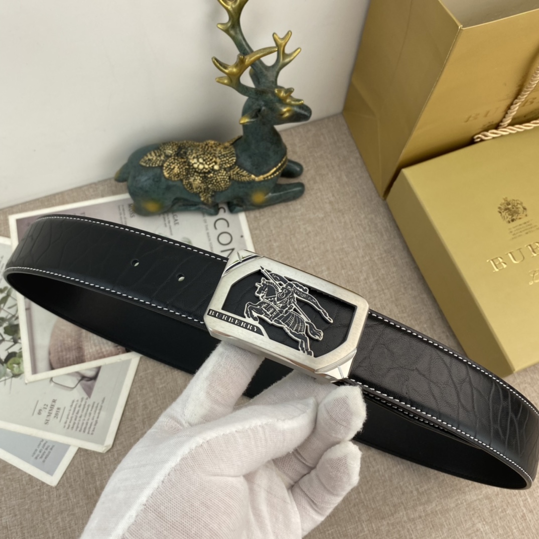 Burberry belt