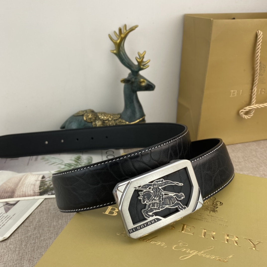 Burberry belt