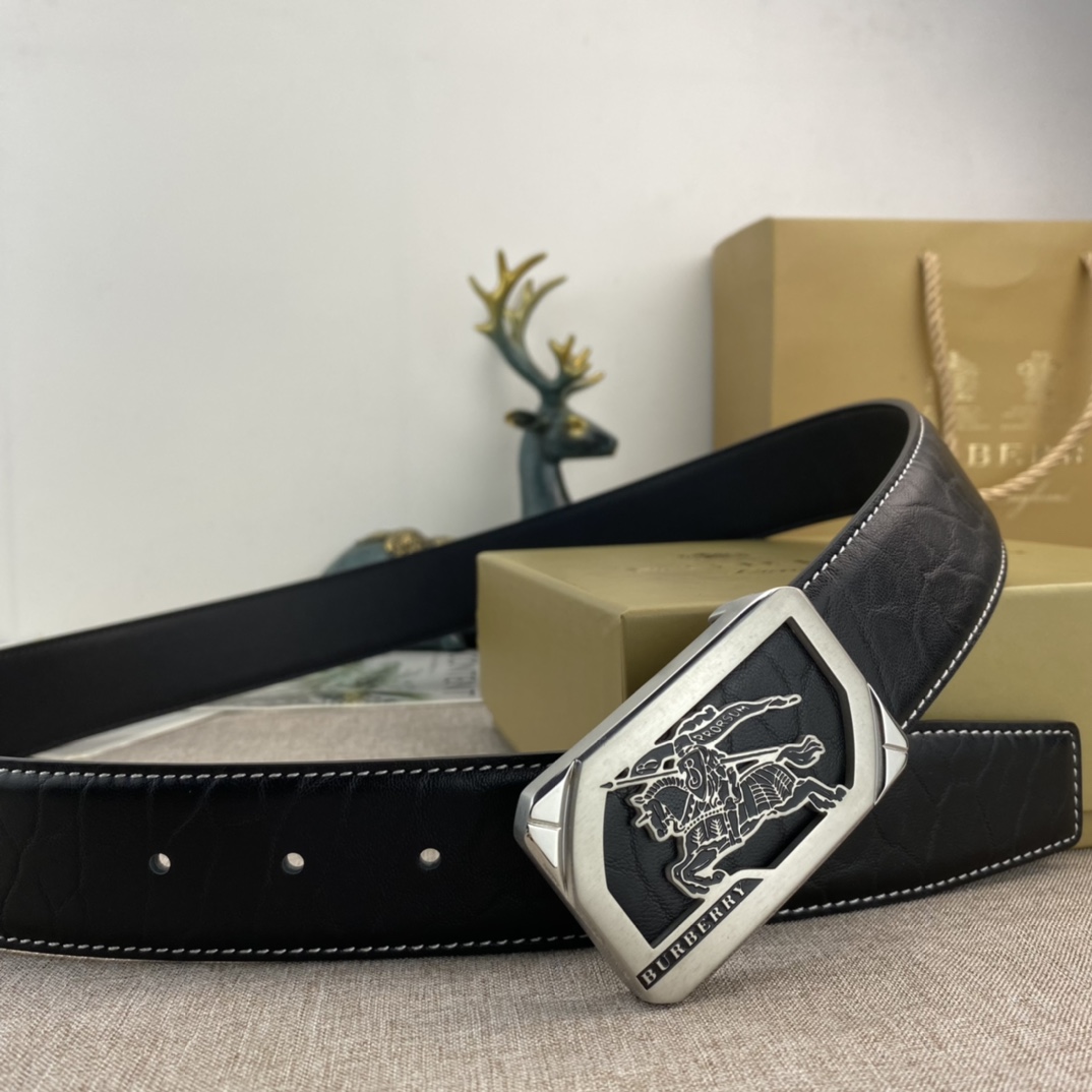 Burberry belt