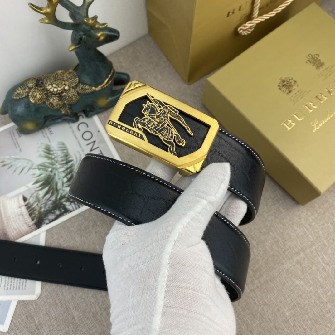 Burberry belt