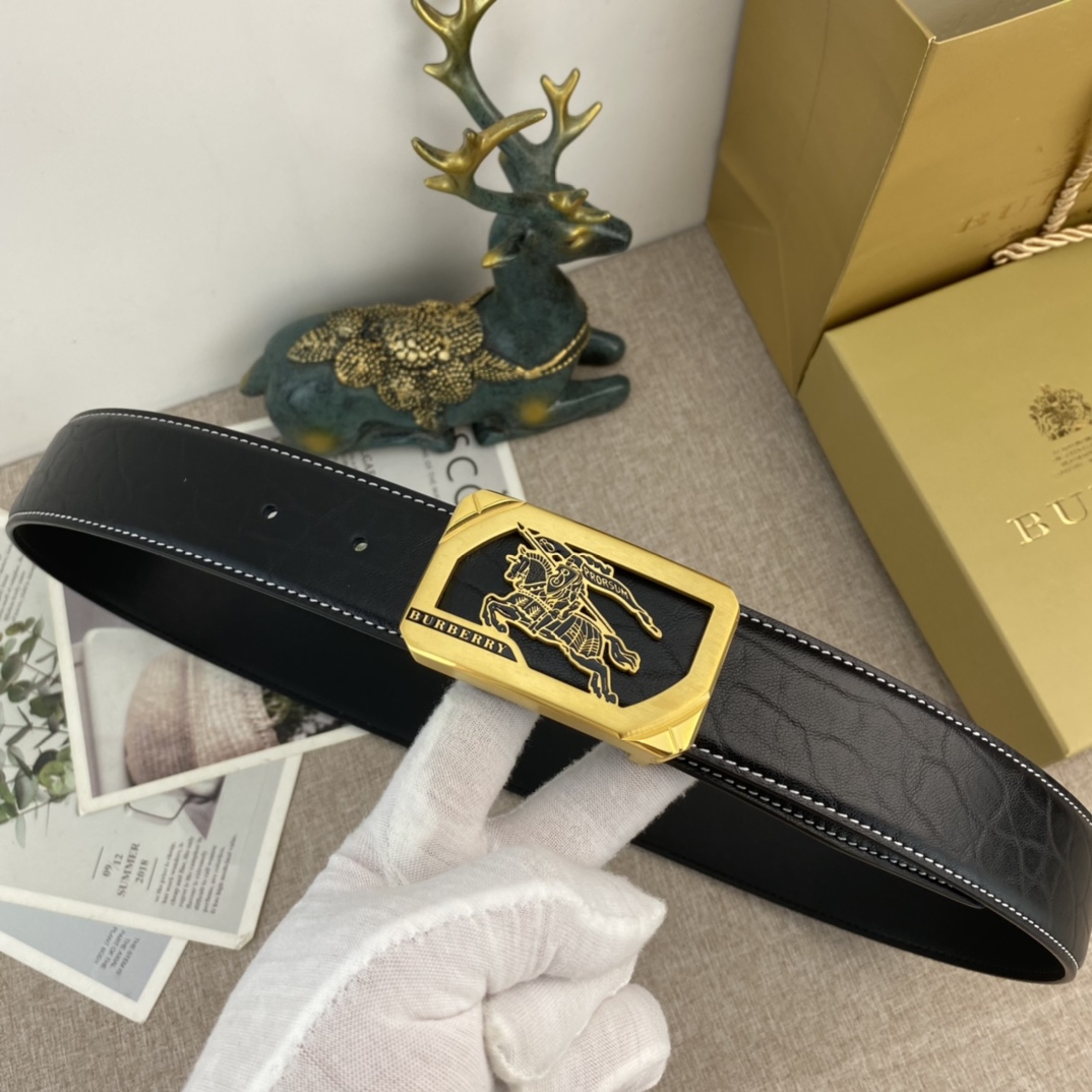 Burberry belt