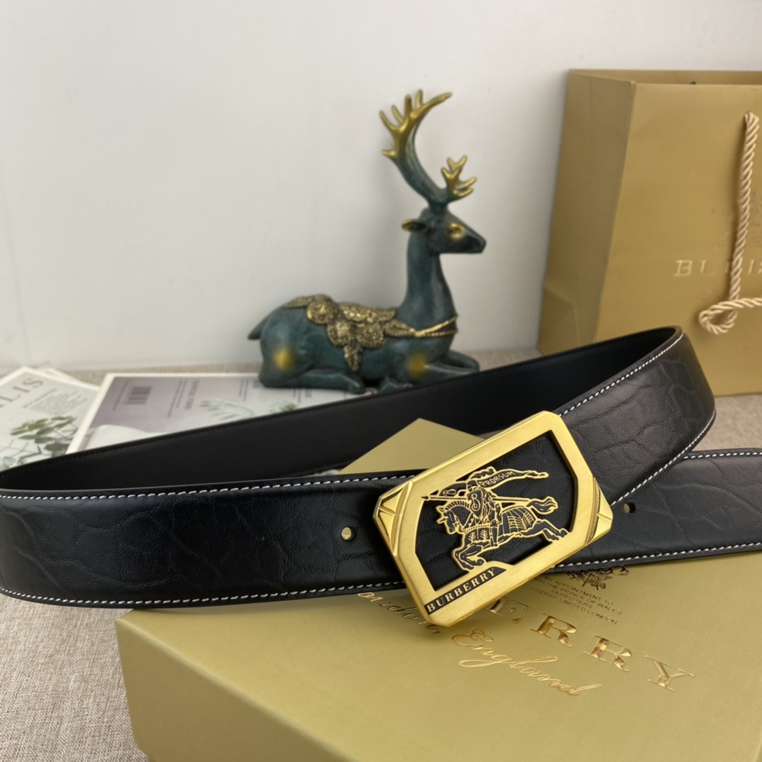 Burberry belt