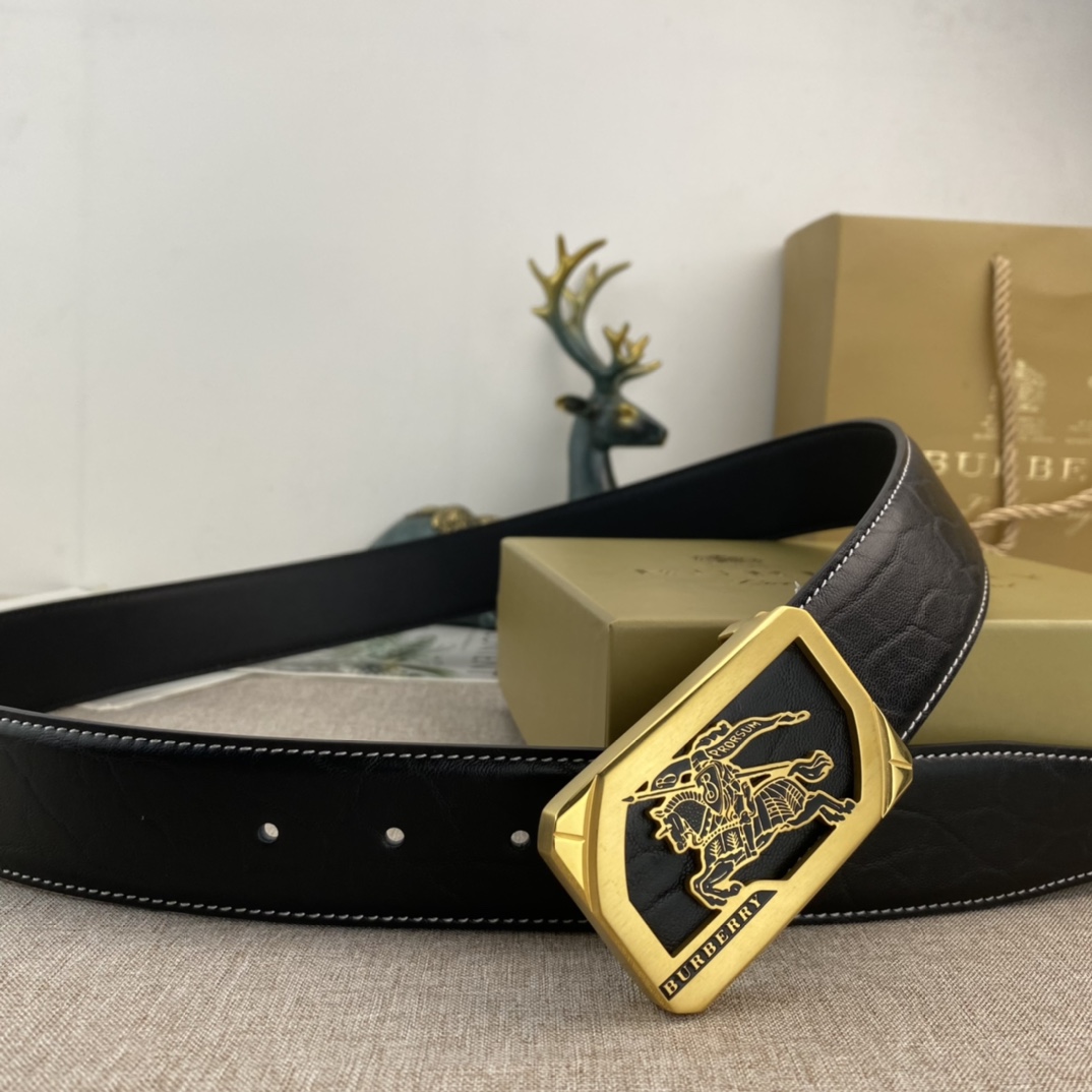 Burberry belt