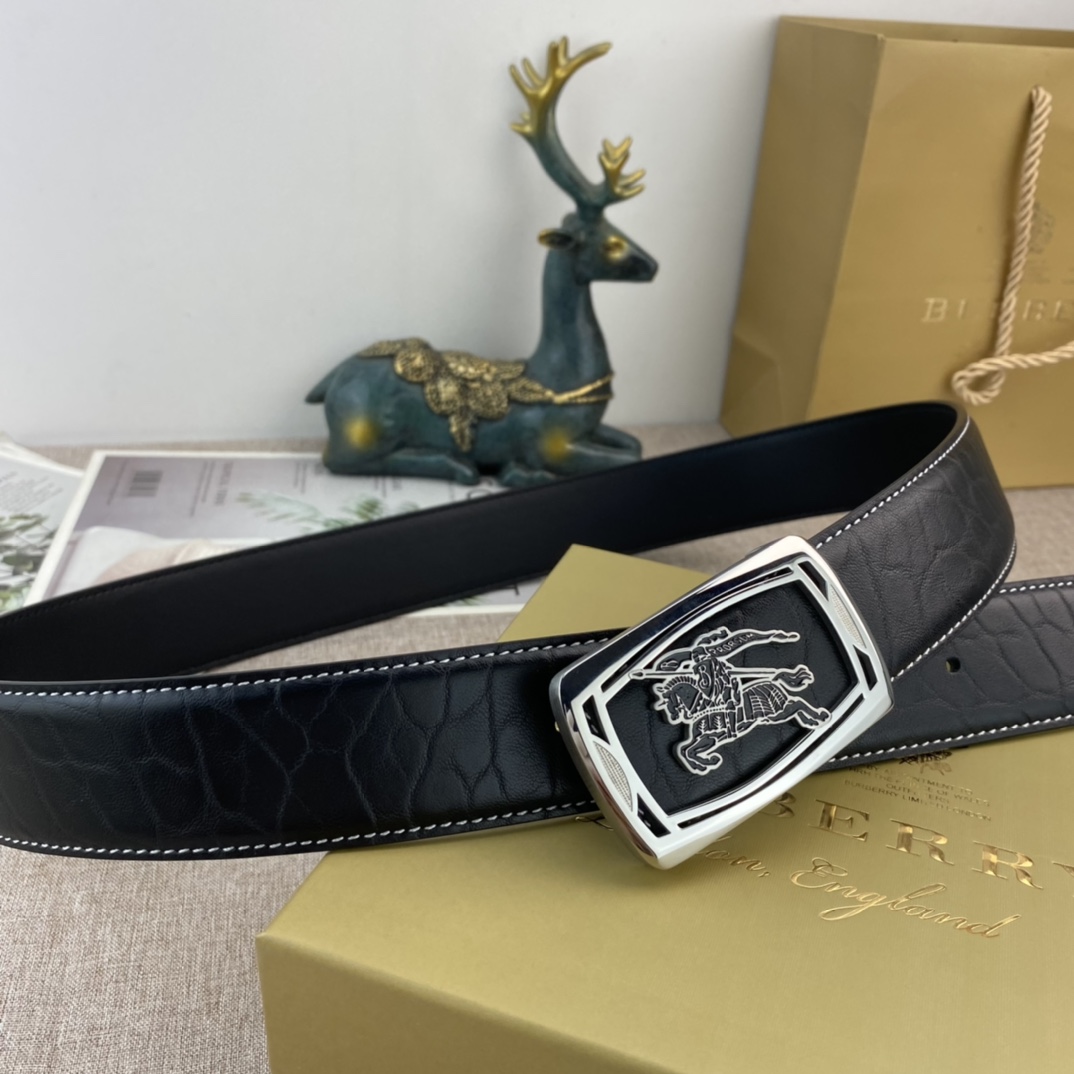 Burberry belt