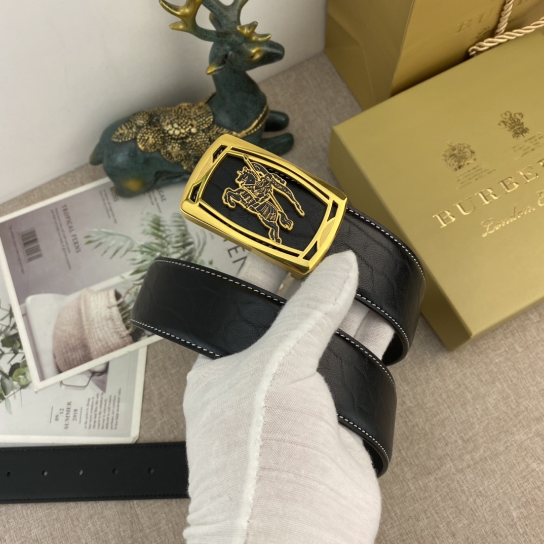 Burberry belt