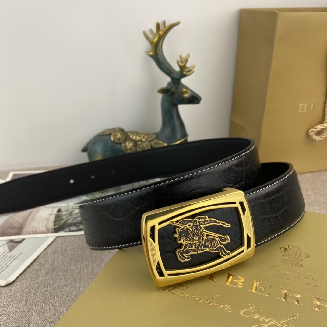 Burberry belt