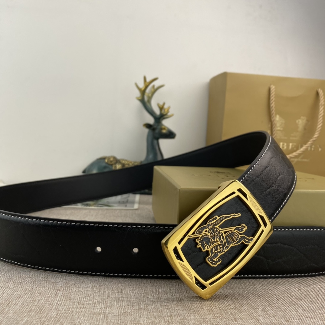 Burberry belt