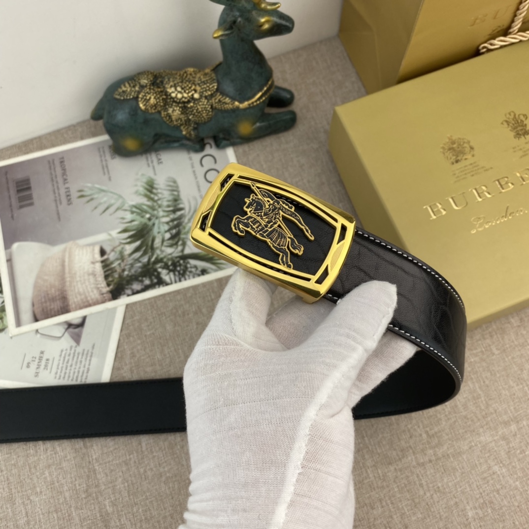 Burberry belt
