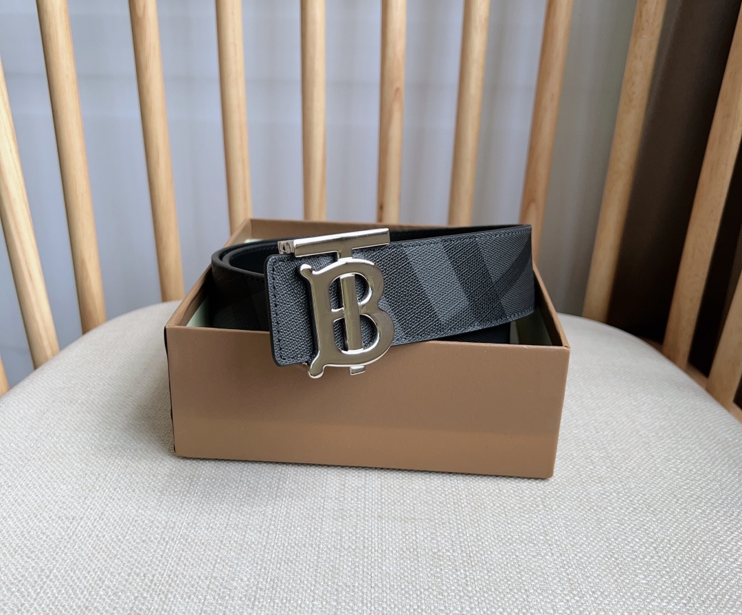 Burberry belt