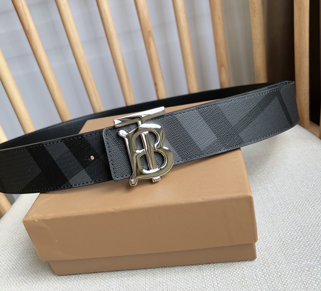 Burberry belt
