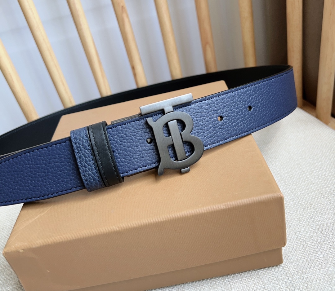 Burberry belt