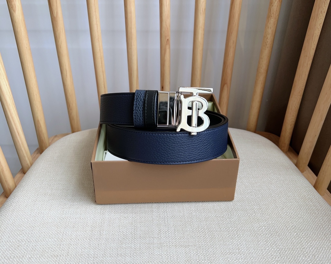 Burberry belt