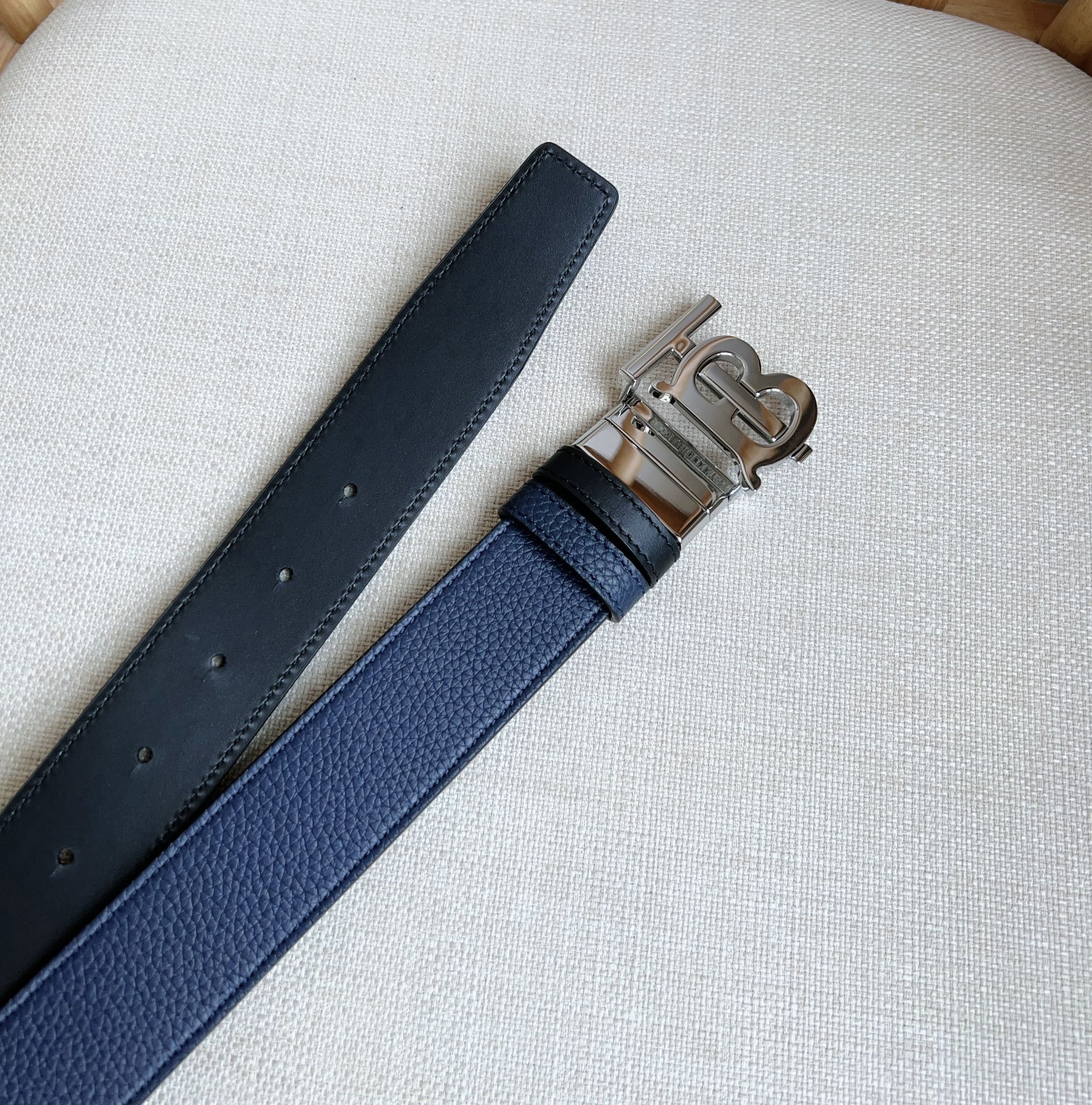 Burberry belt