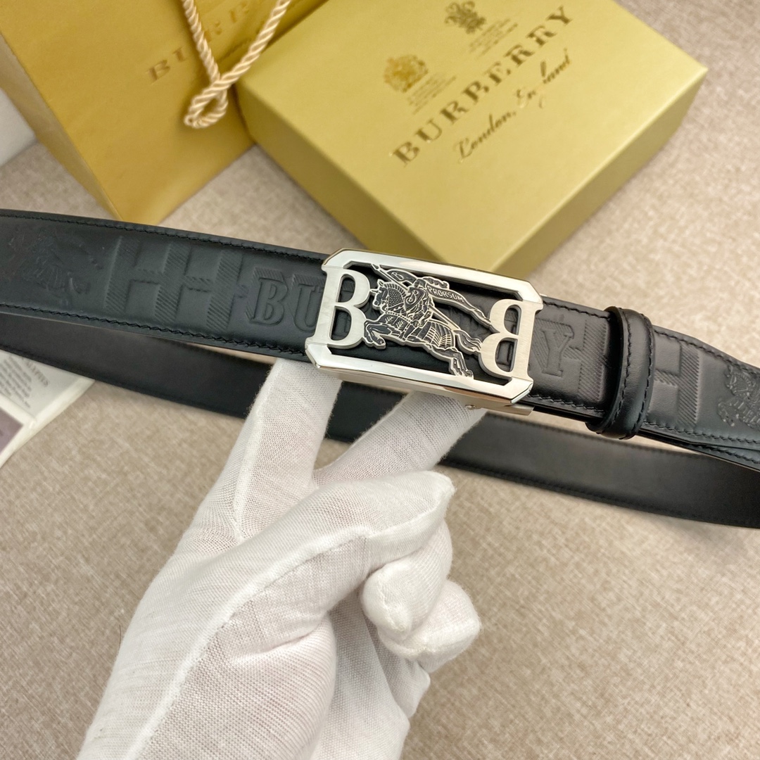 Burberry belt