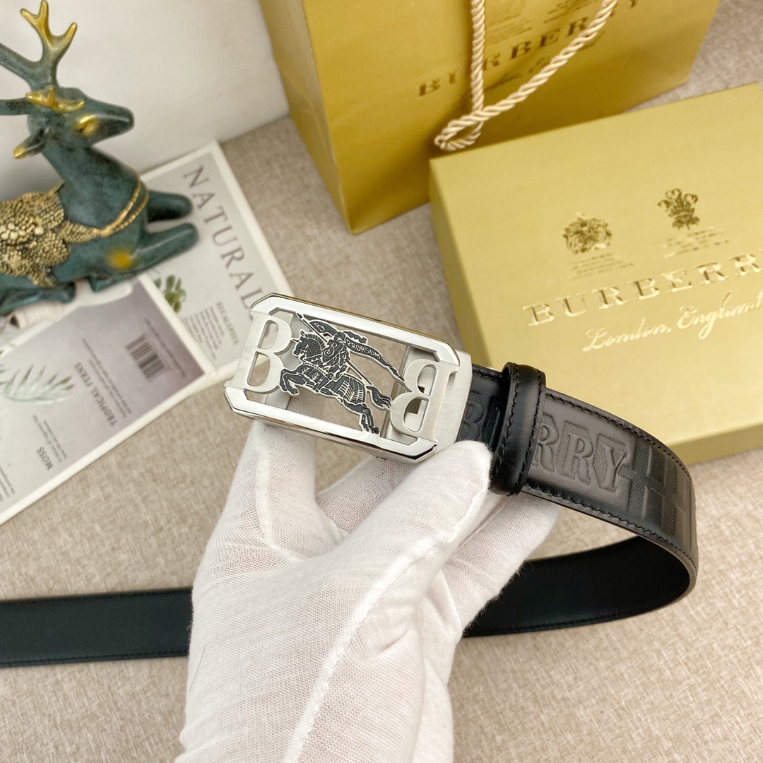 Burberry belt