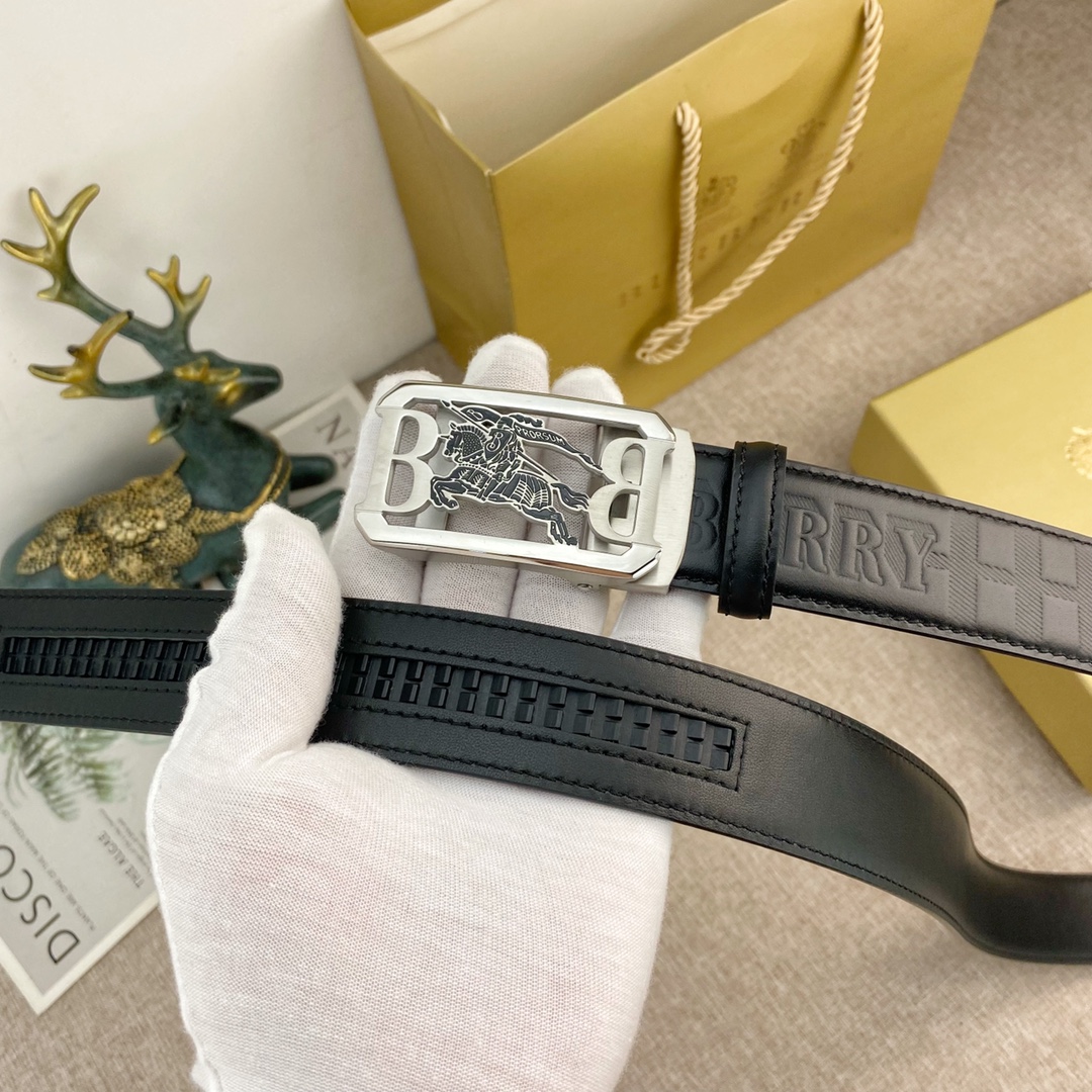 Burberry belt