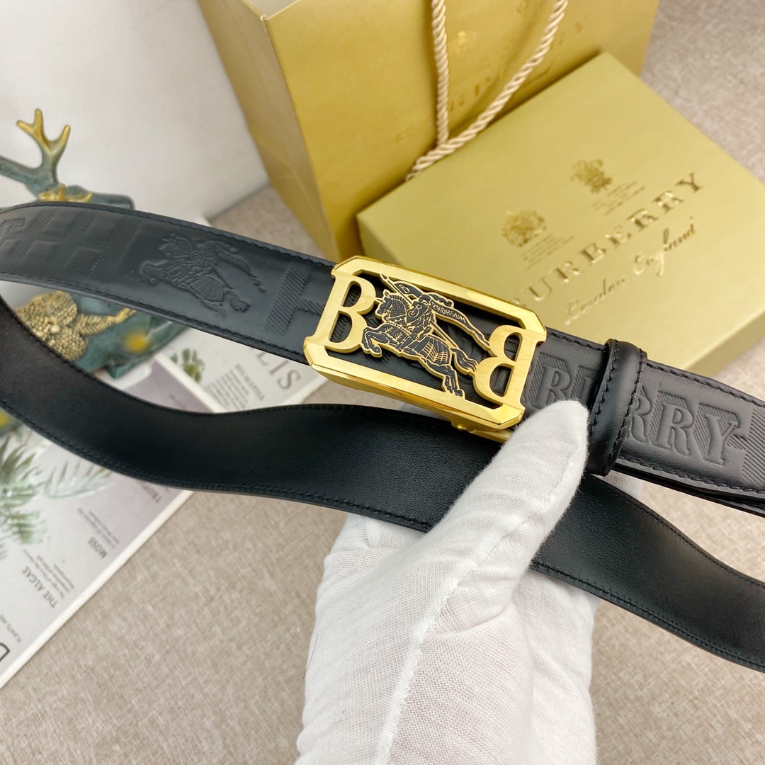 Burberry belt