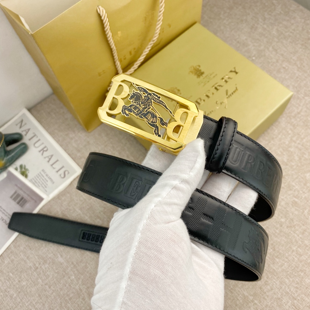 Burberry belt