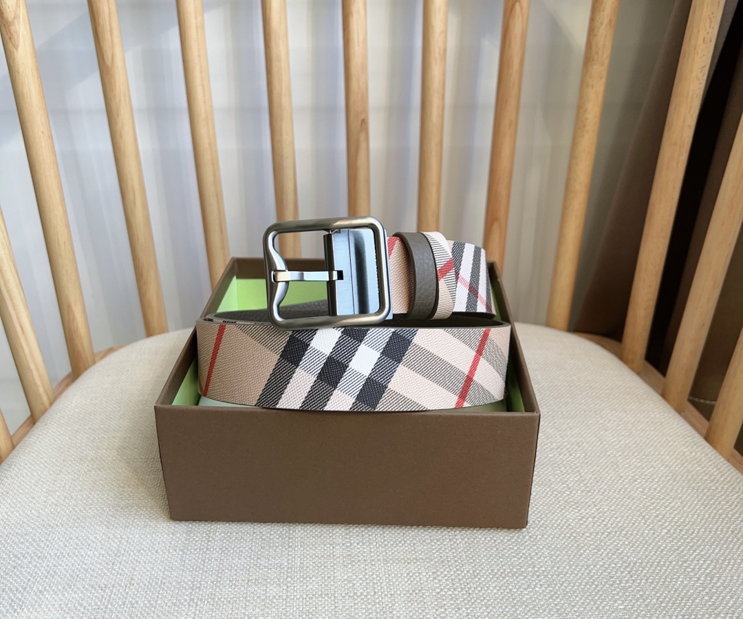 Burberry belt
