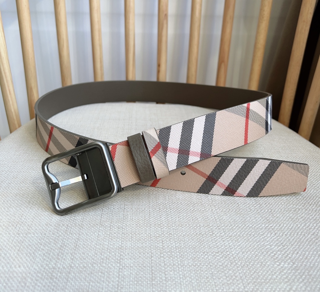 Burberry belt