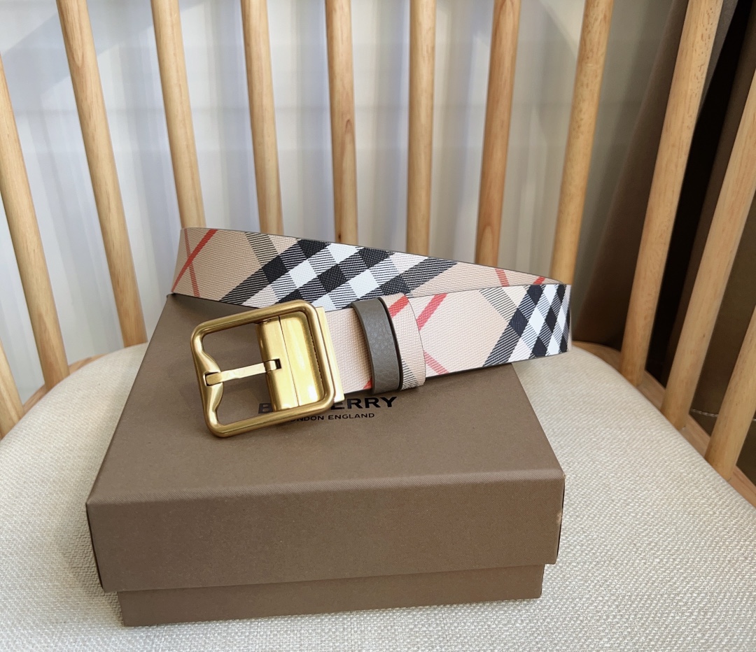 Burberry belt
