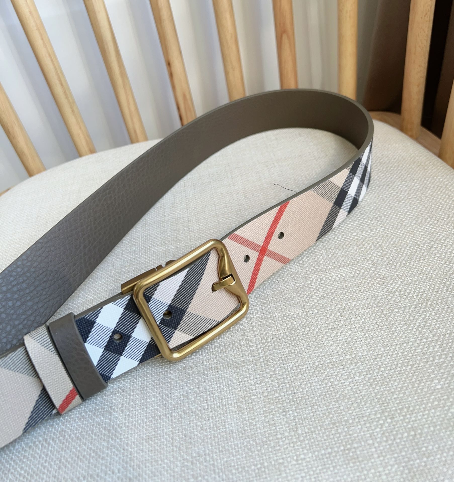 Burberry belt