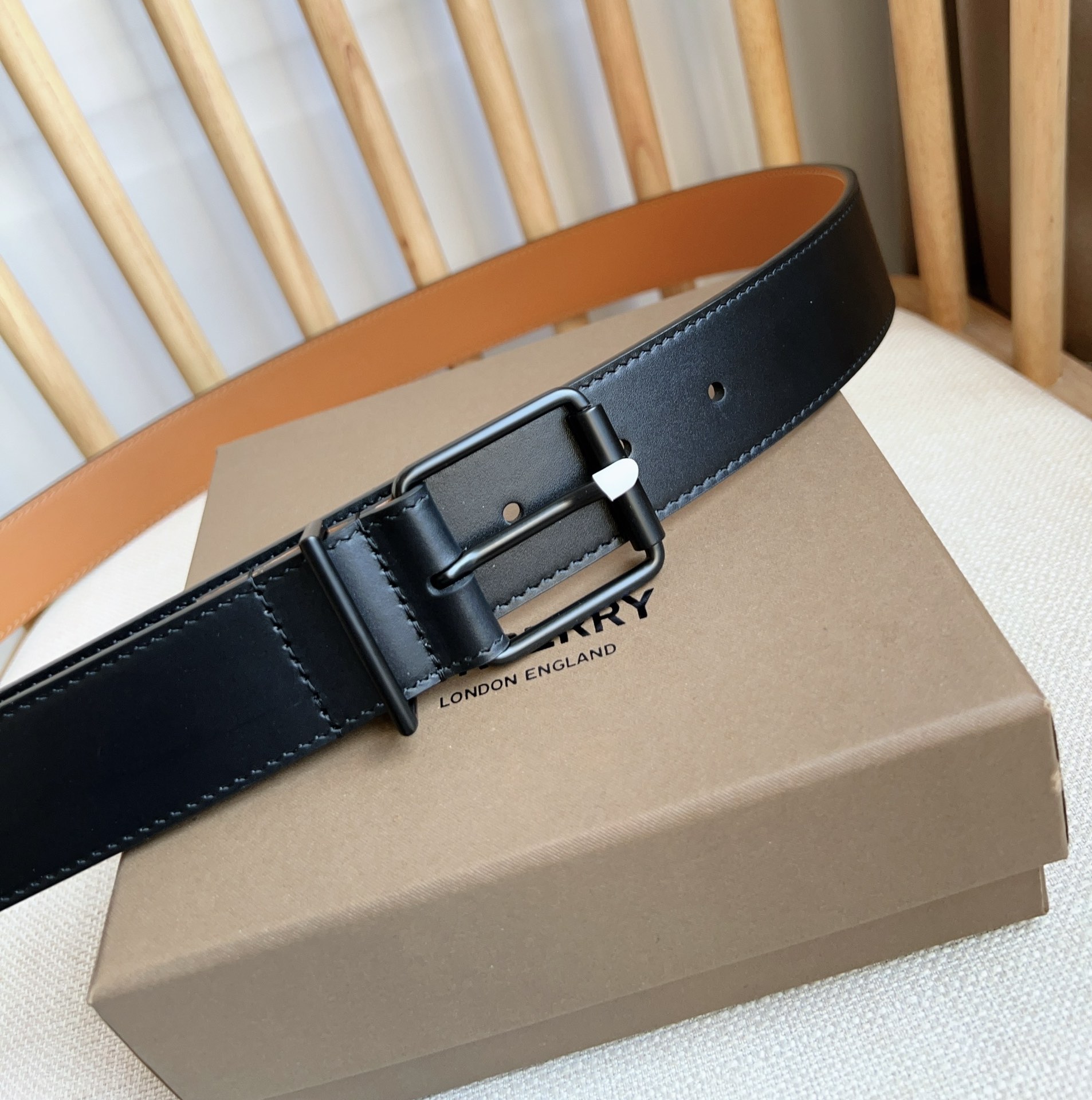 Burberry belt