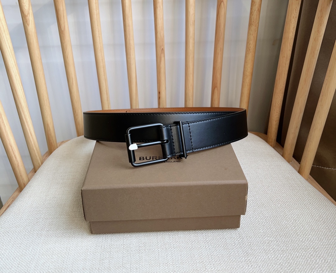 Burberry belt