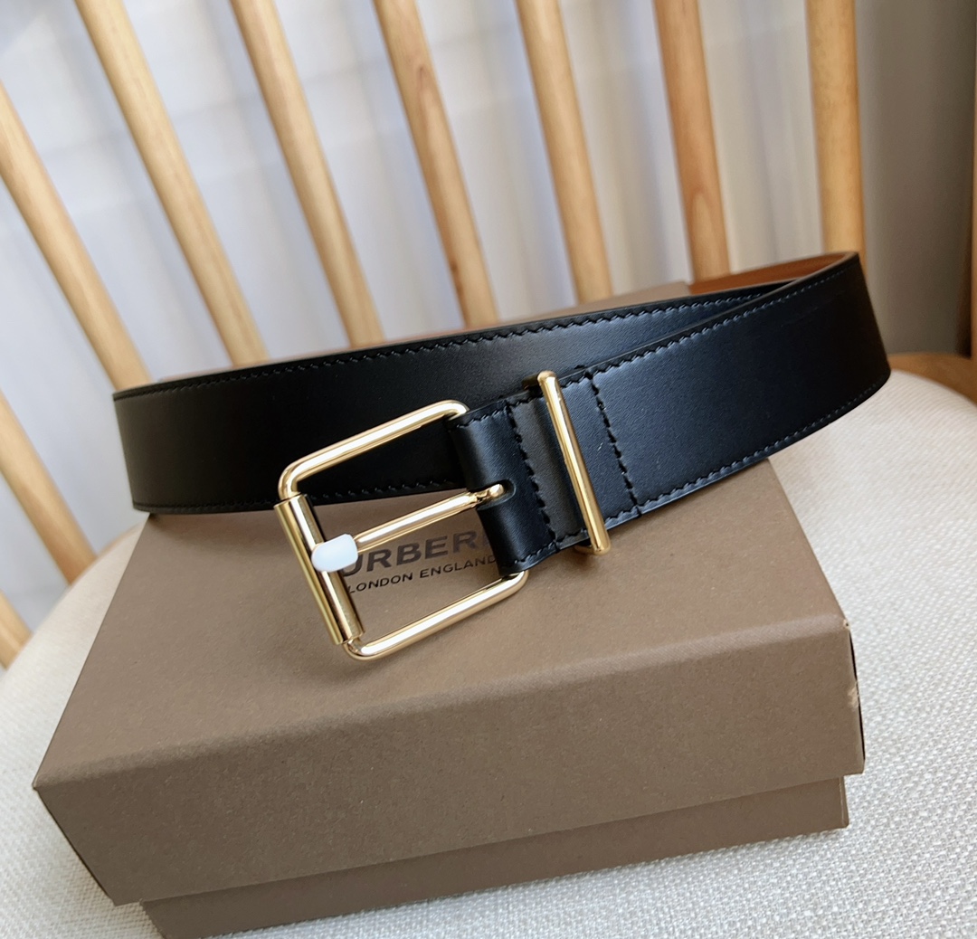 Burberry belt