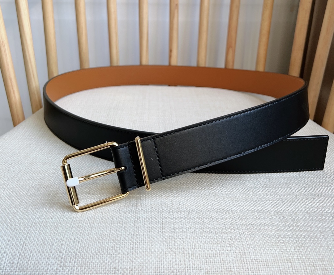 Burberry belt