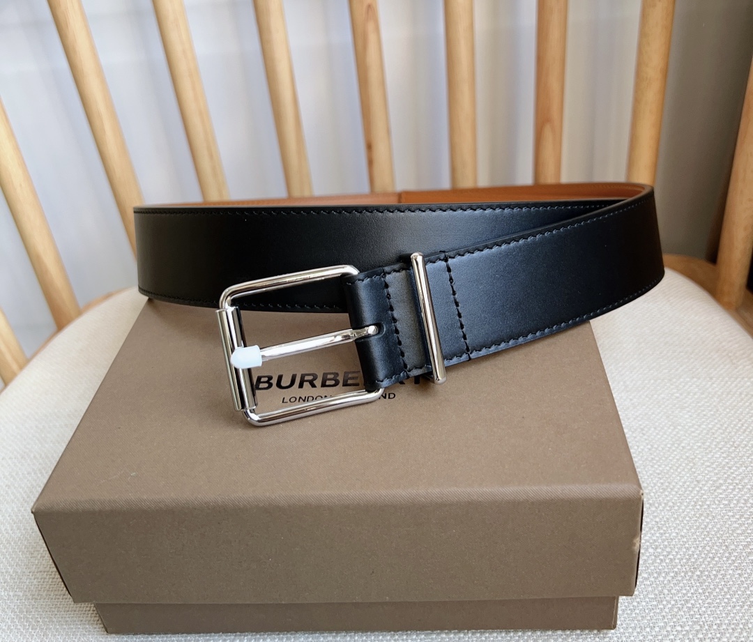 Burberry belt