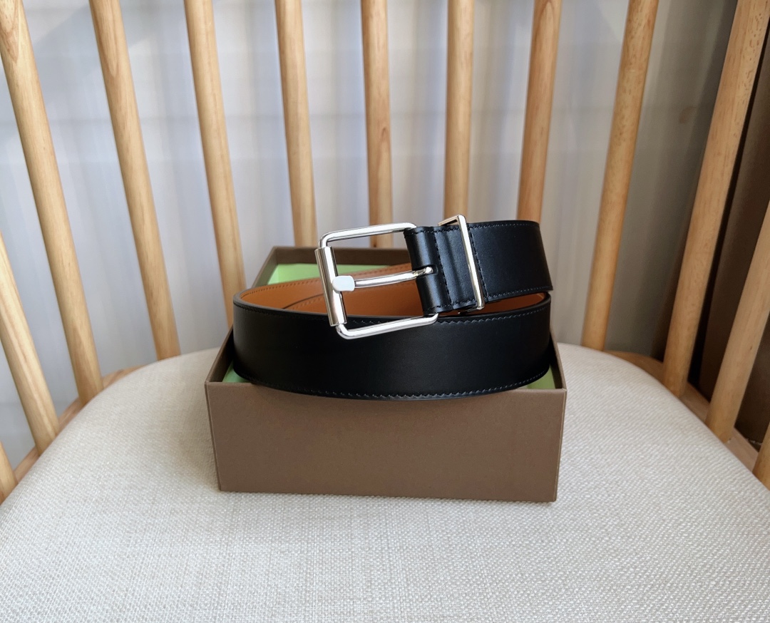 Burberry belt