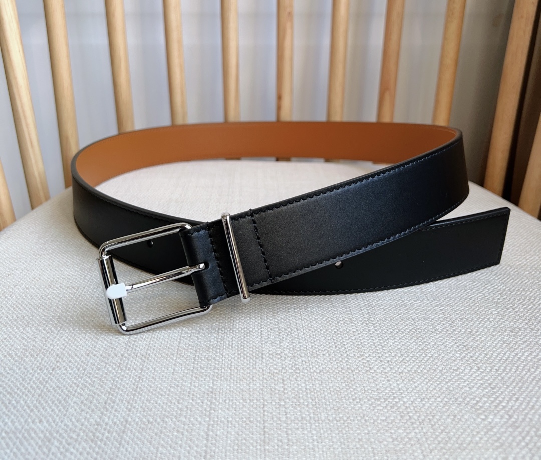 Burberry belt
