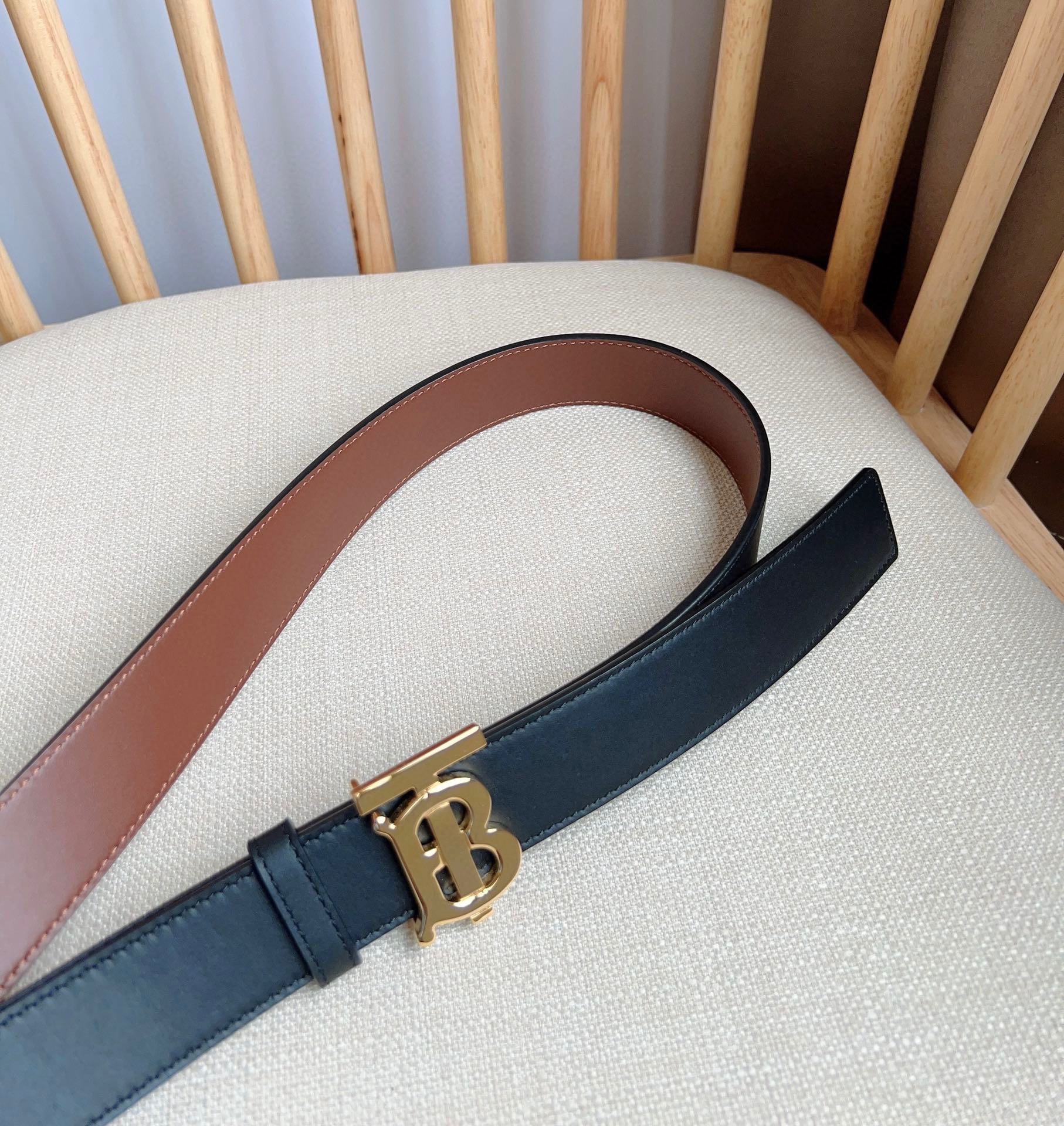 Burberry belt