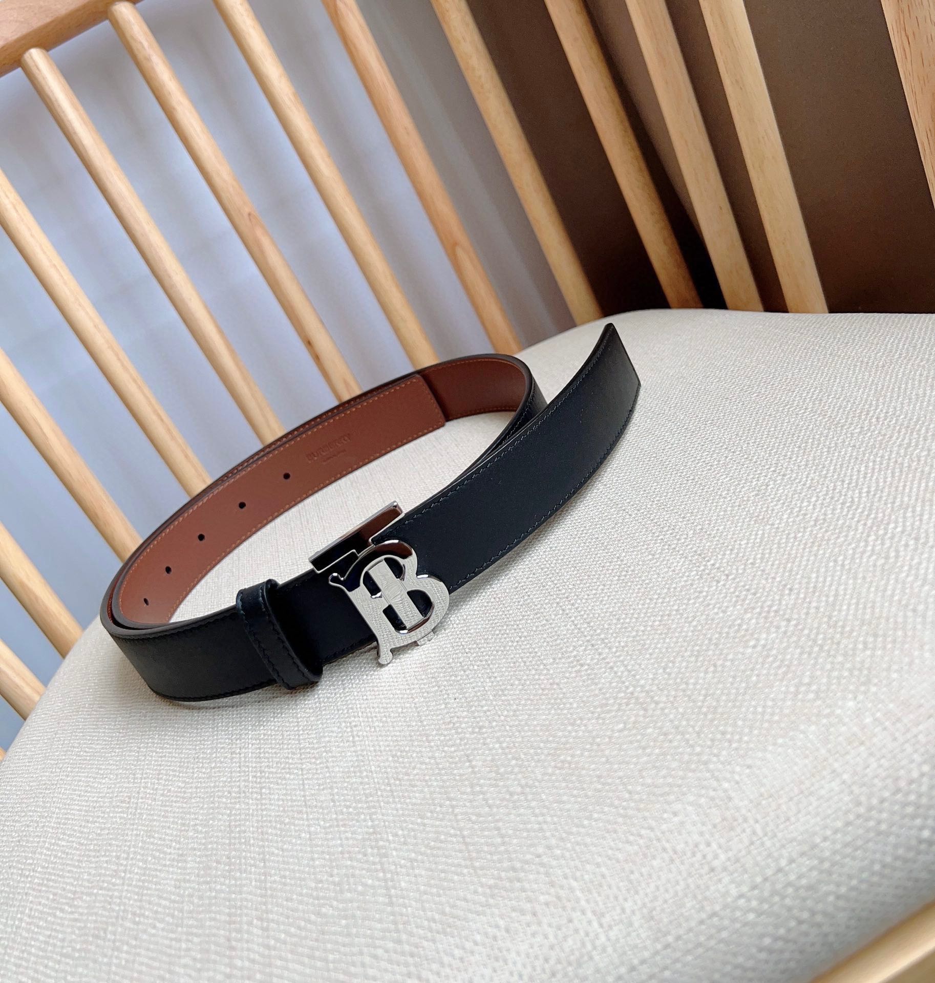 Burberry belt