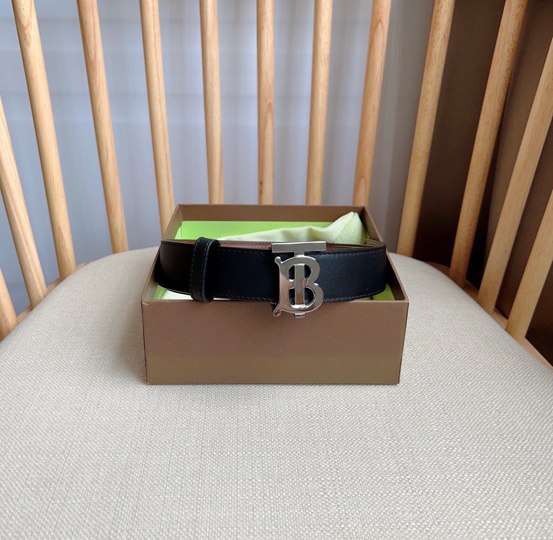Burberry belt