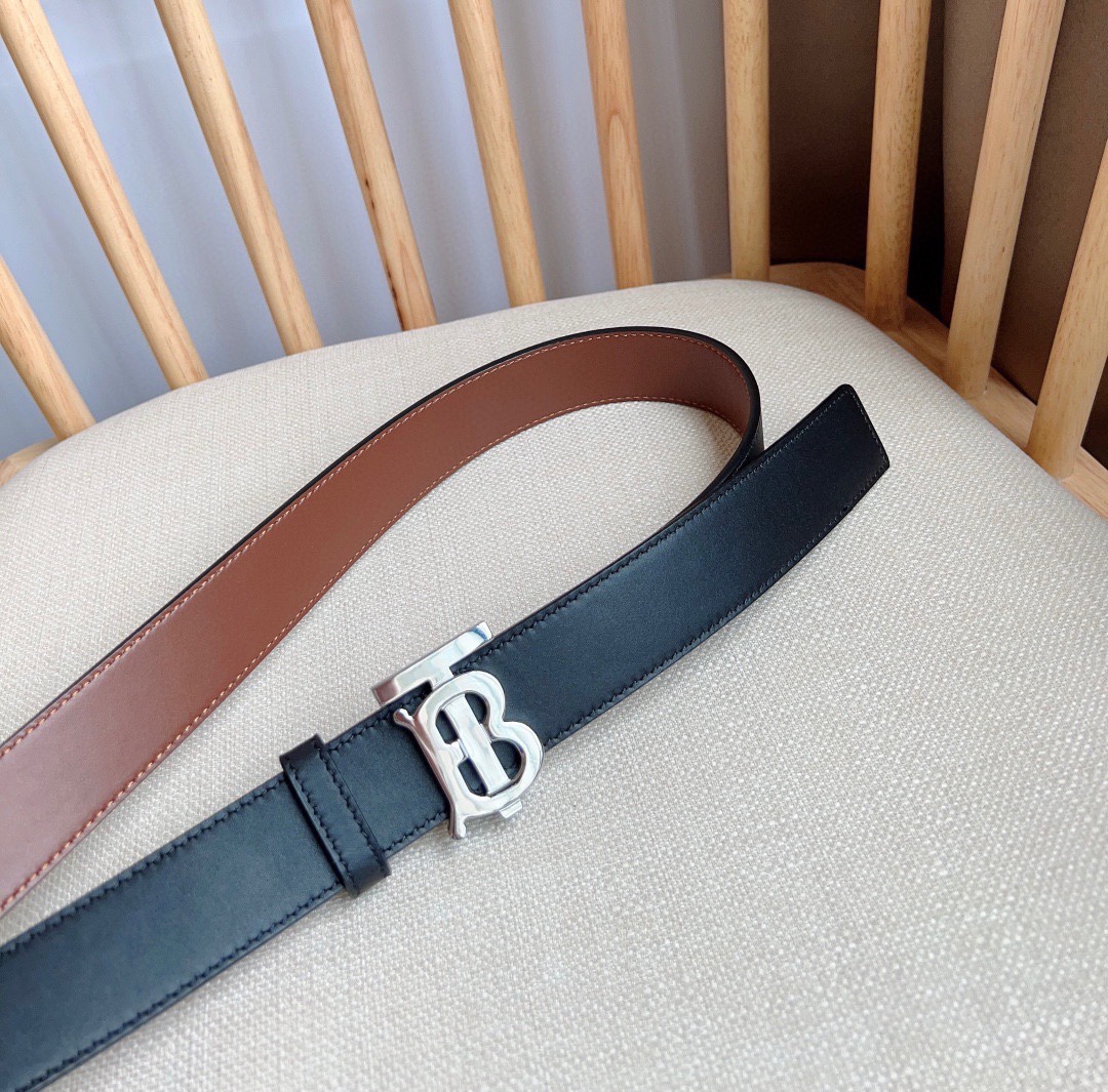 Burberry belt