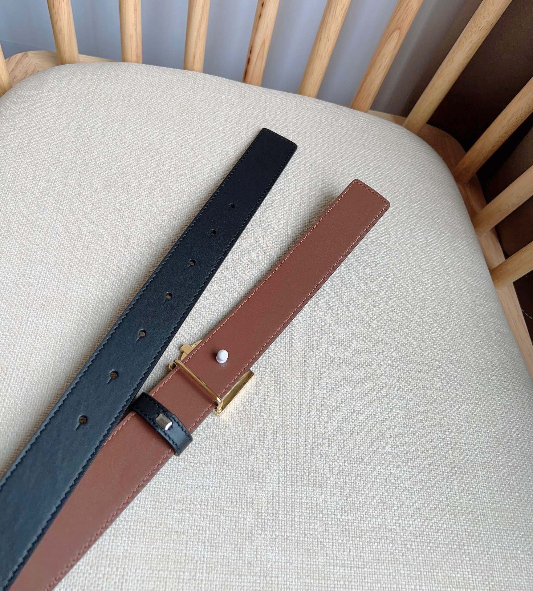 Burberry belt