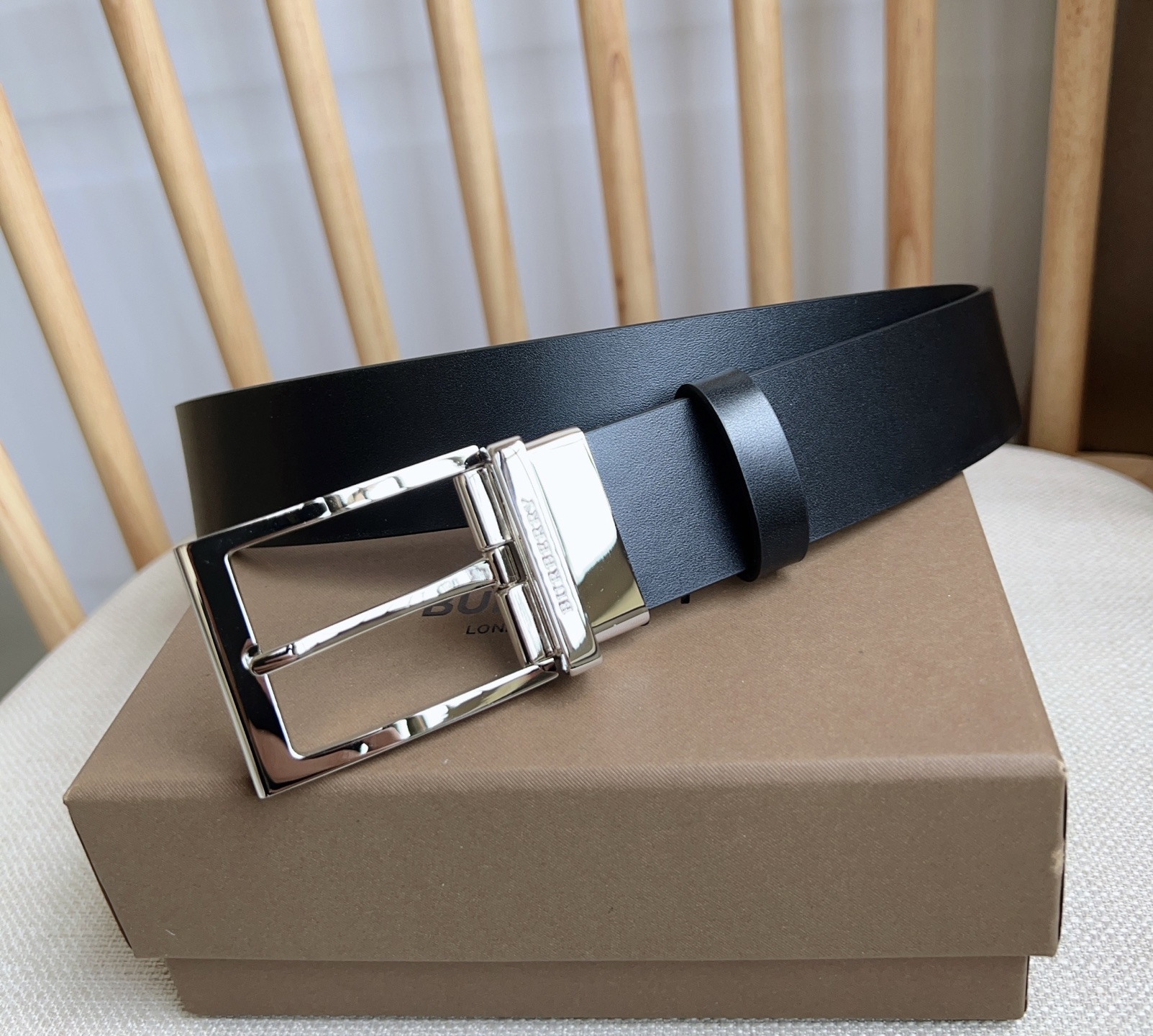 Burberry belt