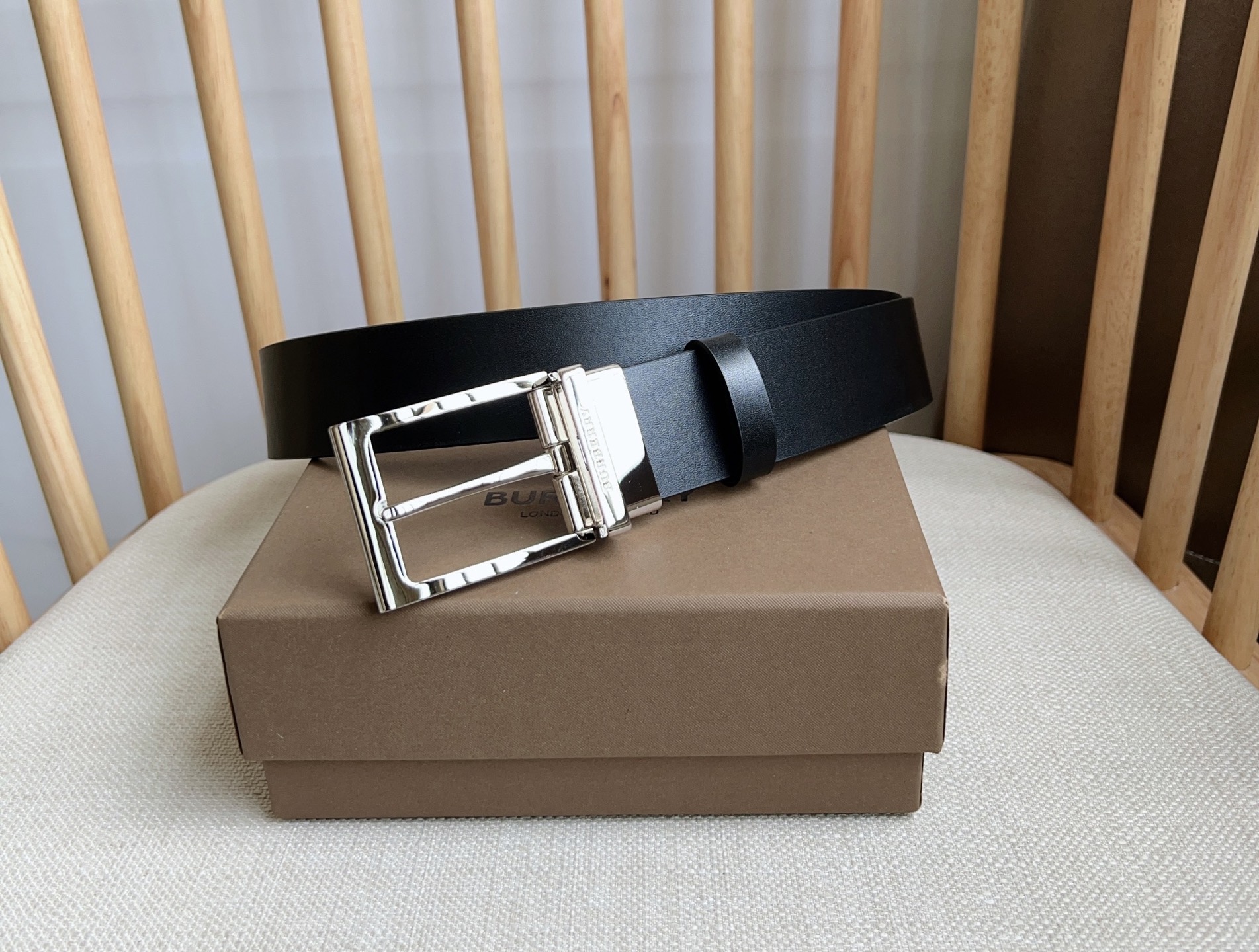 Burberry belt
