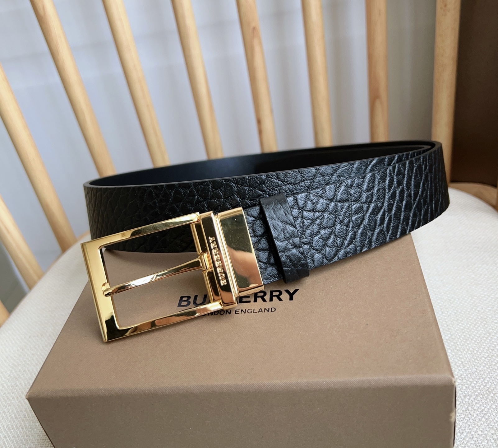 Burberry belt