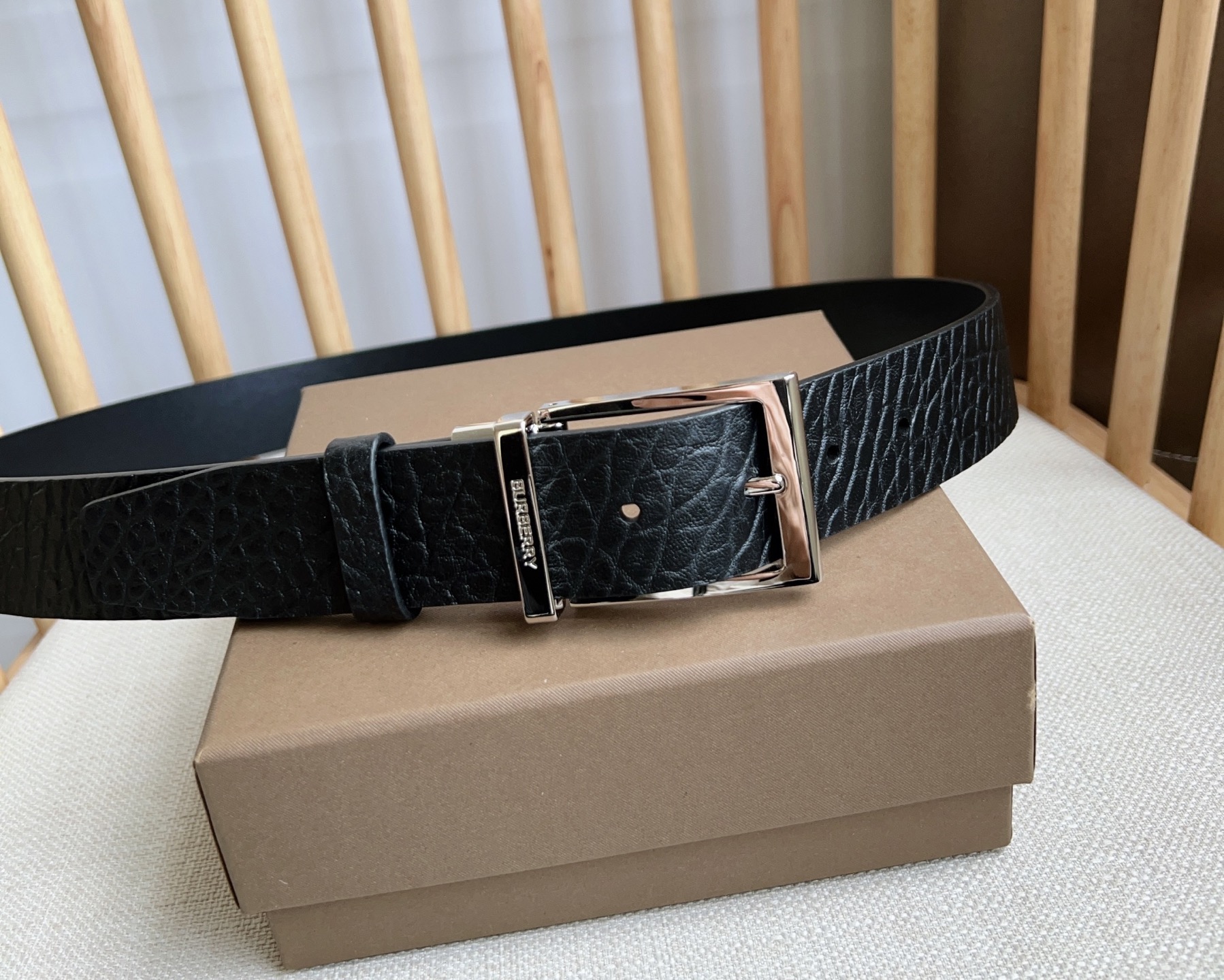 Burberry belt
