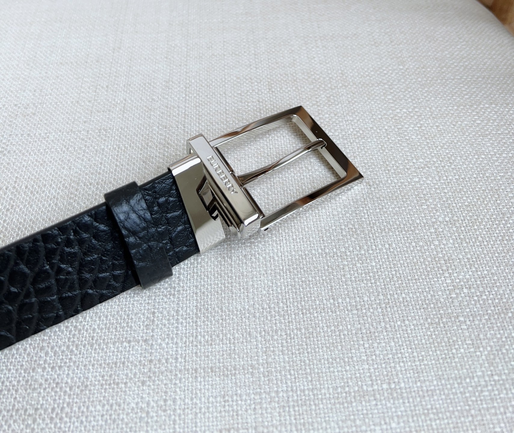 Burberry belt
