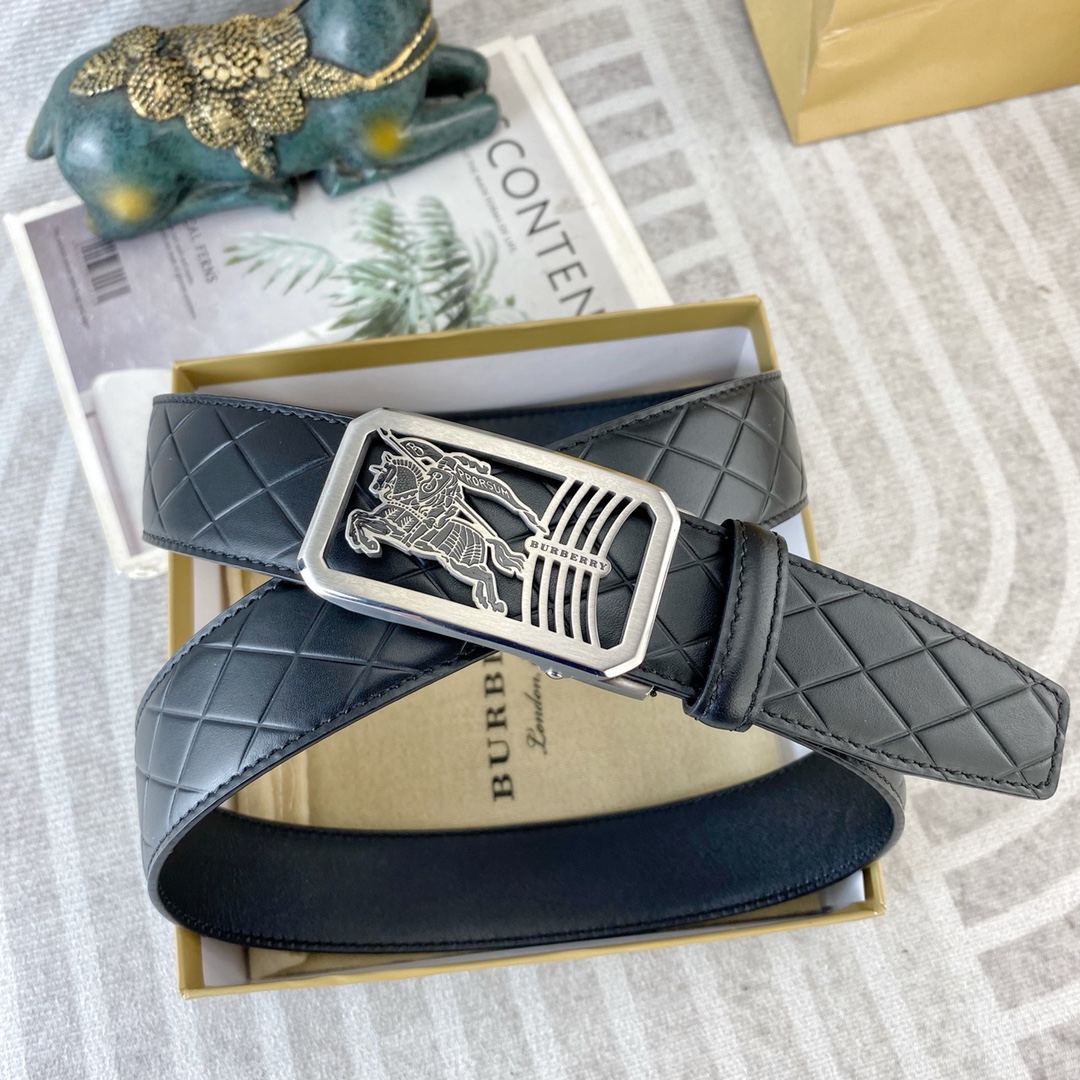 Burberry belt