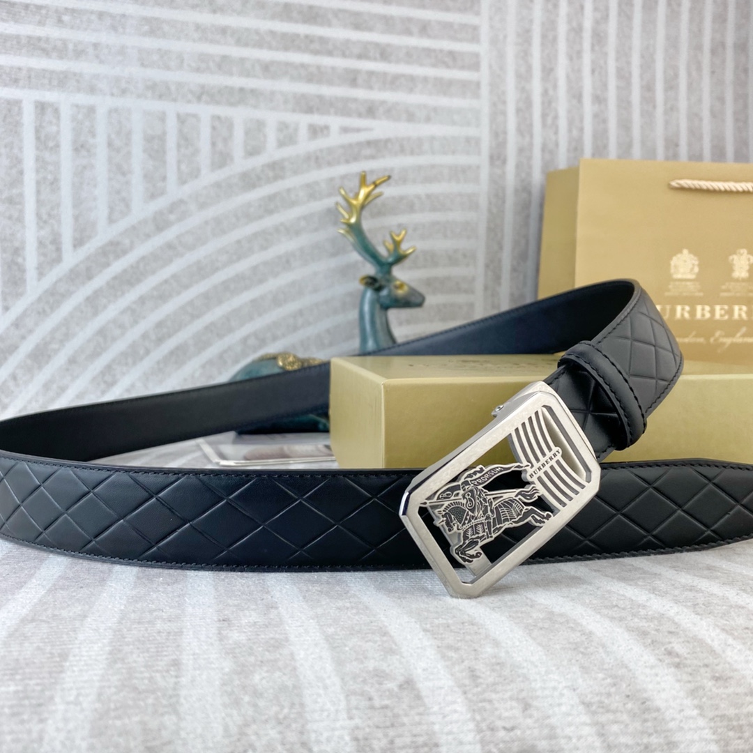 Burberry belt