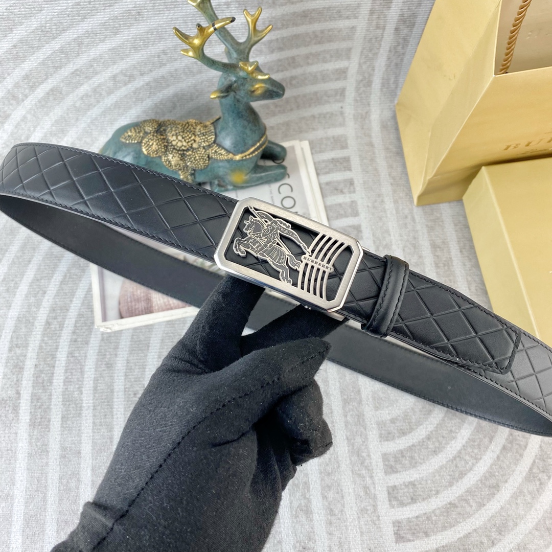 Burberry belt